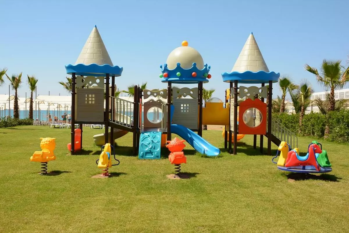 J'adore Deluxe Hotel & Spa  CHILDREN (Copy).jpg